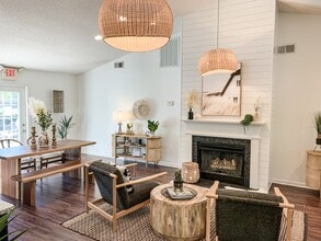Hawk Ridge Apartments in Winston-Salem, NC - Building Photo - Building Photo