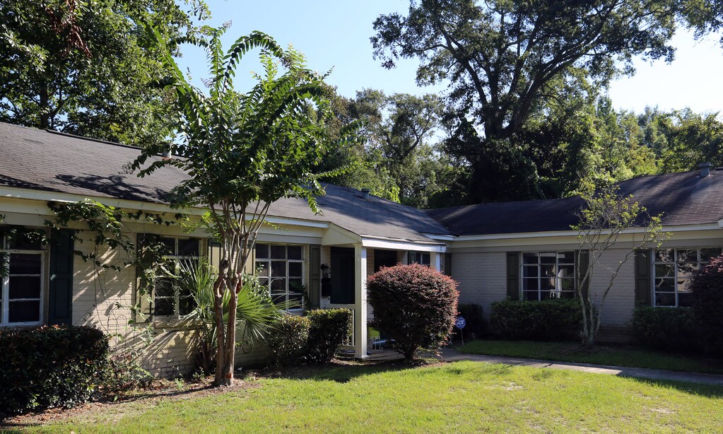 The Grande at Brookley Mobile, AL Apartments