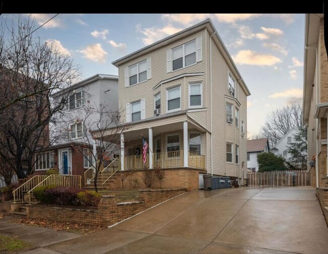 property at 97-99-99 W 39th St