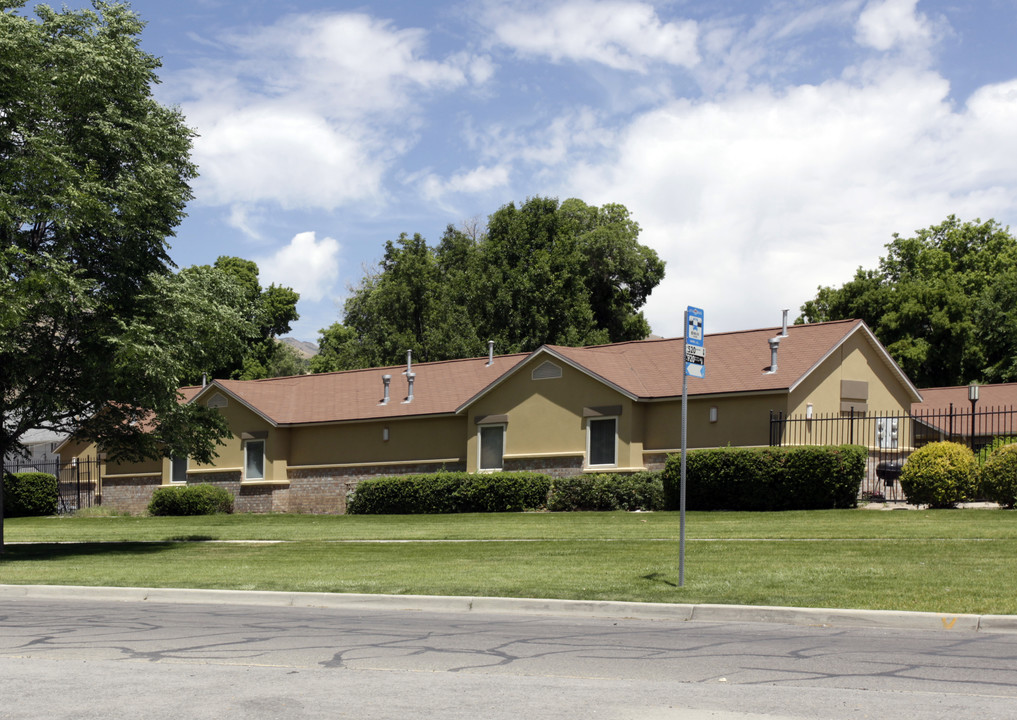 Sedona Apartments in Salt Lake City, UT - Building Photo