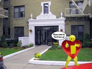 Modern Kit/Bath, Heat/Hot Water Included, Live-in Manager in Elizabeth, NJ - Foto de edificio - Interior Photo