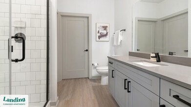 1148 N Main St, Unit 127 in Jacksonville, FL - Building Photo - Building Photo