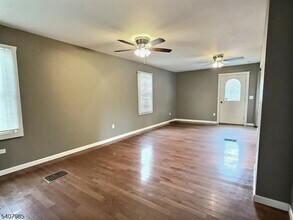 47 Vail Rd in Blairstown, NJ - Building Photo - Building Photo