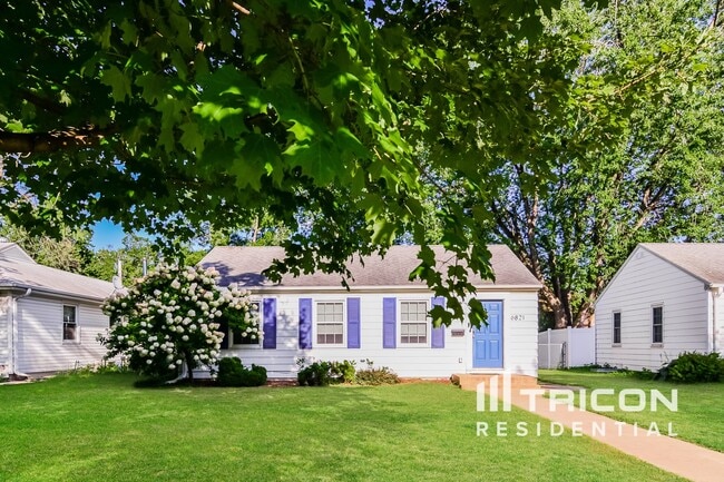 property at 6821 Thomas Ave S