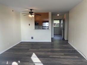 685 Dartmore Ln in Hayward, CA - Building Photo - Building Photo