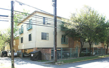 Lenox Place in Austin, TX - Foto de edificio - Building Photo