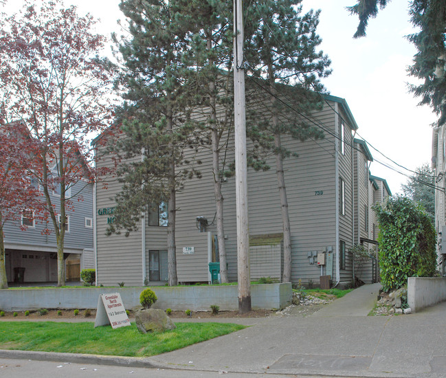 Greenlake North Apartments in Seattle, WA - Building Photo - Building Photo