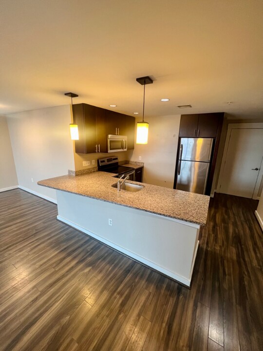 1825 7th St NW-Unit -510 in Washington, DC - Building Photo