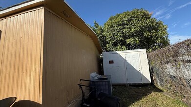 5040 SW 30th Ave in Fort Lauderdale, FL - Building Photo - Building Photo