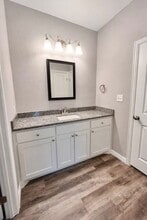 2109 Bluebonnet Ave in Denison, TX - Foto de edificio - Building Photo