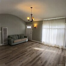 5715 Case Ave in Los Angeles, CA - Building Photo - Building Photo