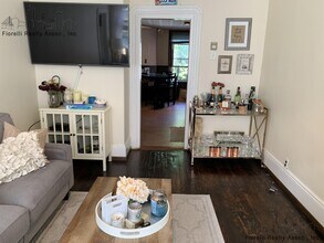 17 Tileston St, Unit 3 in Boston, MA - Foto de edificio - Building Photo