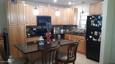 1204 Harbour Point Dr in Port Orange, FL - Building Photo - Building Photo