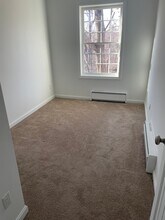 6 Grove St in Dover, NH - Building Photo - Building Photo