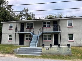 505 Davis Ave, Unit B