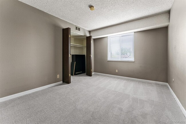 property at 7335 E Quincy Ave