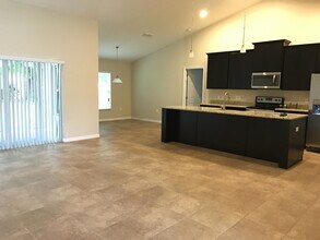 3071 Drema Dr in St. Cloud, FL - Building Photo - Building Photo