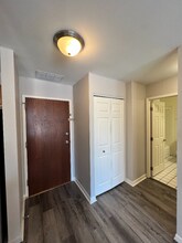 5650 Abbey Dr in Lisle, IL - Building Photo - Building Photo