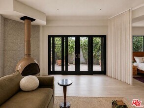 8754 Dorrington Ave in Los Angeles, CA - Building Photo - Building Photo