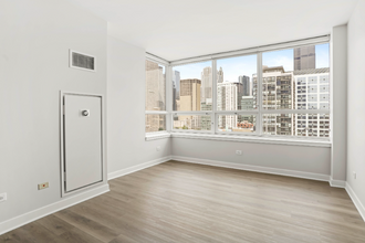 741 W Adams St in Chicago, IL - Building Photo - Building Photo