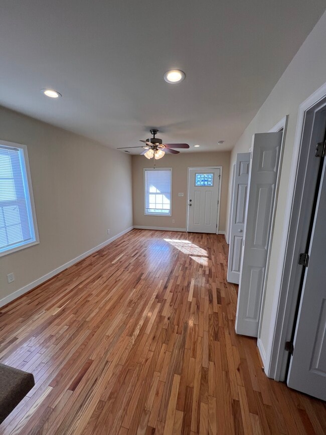 property at 3200 Rosewood Ave