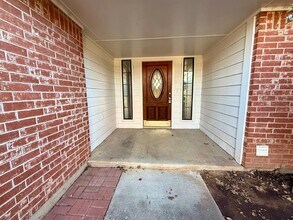 405 Edwards Dr in Norman, OK - Building Photo - Building Photo