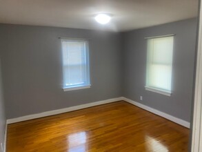 577 Main St in West Seneca, NY - Building Photo - Building Photo