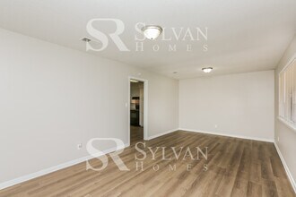 1358 Deerfield Ln in Jackson, MS - Building Photo - Building Photo