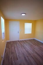 1666 N Myrtle Ave, Unit 1 in Jacksonville, FL - Building Photo - Building Photo