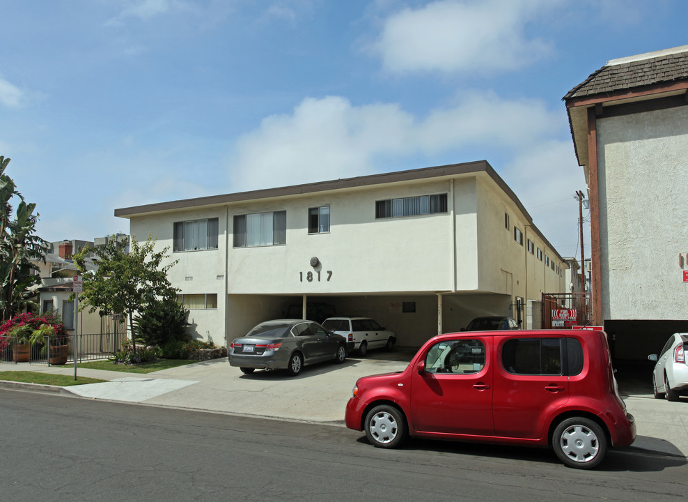 1817-1825 Corinth Ave in Los Angeles, CA - Building Photo