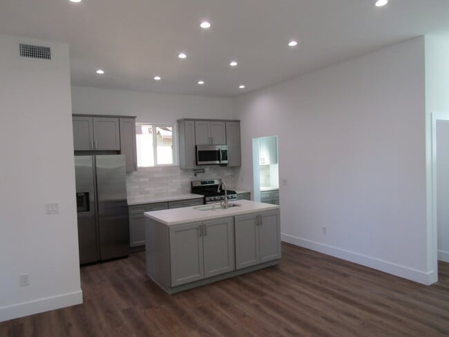 property at 21206 De La Osa St