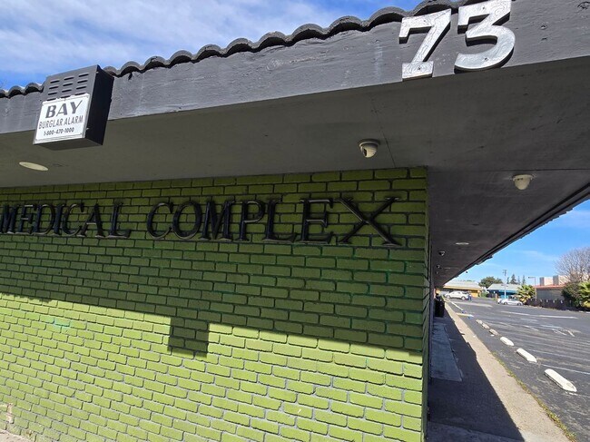 73 W March Ln, Unit C &amp; D in Stockton, CA - Building Photo - Building Photo