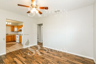 2850 Hickory Rd in Auburndale, FL - Building Photo - Building Photo