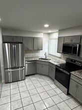 5655 Dantonaire Pl in St. Louis, MO - Building Photo - Building Photo