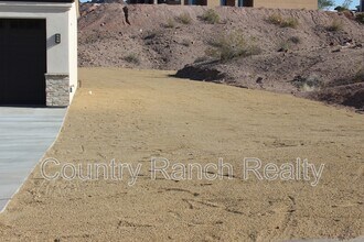 2905 Kolob Canyon Dr in Bullhead City, AZ - Building Photo - Building Photo