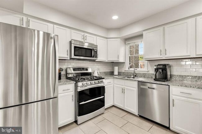 property at 10855 Lockwood Dr