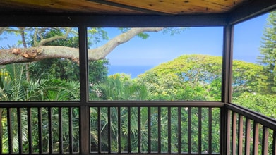 77-6466-6466 Marlin Rd in Kailua Kona, HI - Foto de edificio - Building Photo