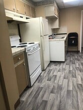 22 E Pennsylvania Ave, Unit 3 in Pen Argyl, PA - Foto de edificio - Building Photo