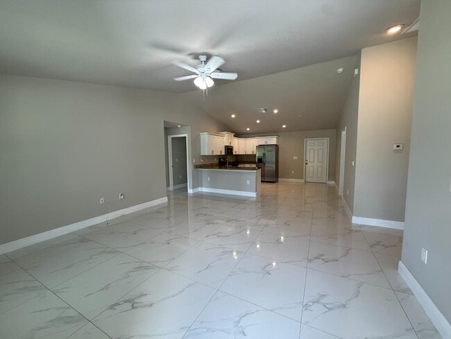 702 W 13th St in Lehigh Acres, FL - Building Photo - Building Photo