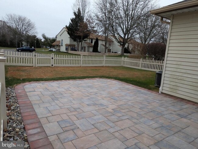 33 Banbury Ct in Trenton, NJ - Building Photo - Building Photo