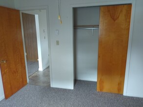 45 Hays St, Unit Apt 12 in Great Bend, PA - Building Photo - Building Photo