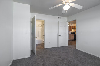 The Bristol Apartments in Lawton, OK - Building Photo - Interior Photo