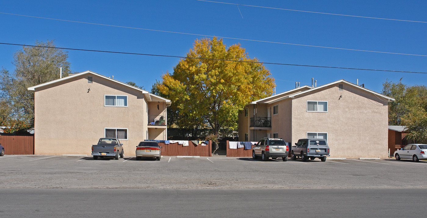 Towne Center Apartments in Bernalillo, NM - Building Photo