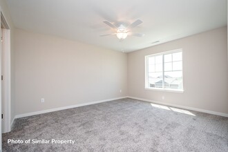 602 Catherine Dr in Tiffin, IA - Building Photo - Building Photo