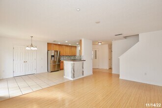 13693 Golden Russet Dr in Winter Garden, FL - Building Photo - Building Photo