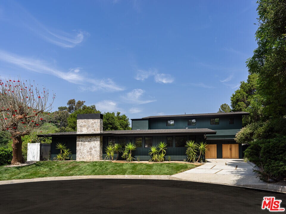 14933 Stonesboro Pl in Los Angeles, CA - Building Photo