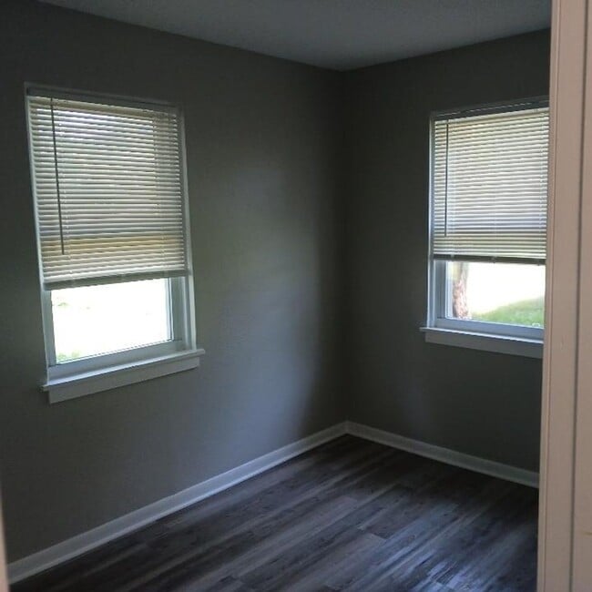 property at 214 SW Sanneman Dr