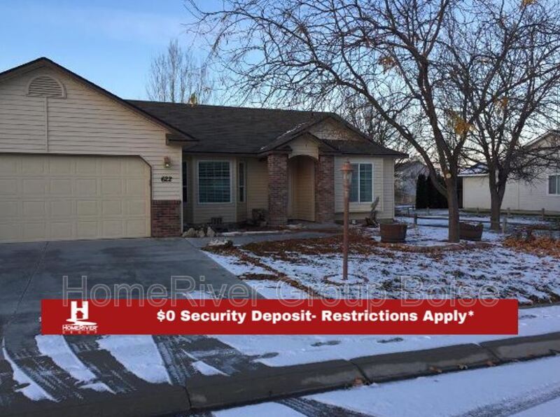 622 Oxford Way in Caldwell, ID - Building Photo