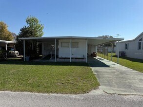 4620 Coral St in Zephyrhills, FL - Building Photo - Building Photo