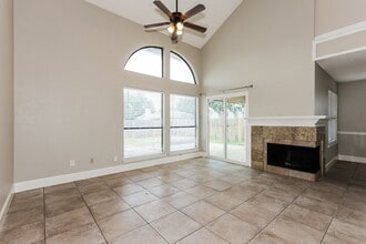 1828 Lincolnshire Way in Fort Worth, TX - Building Photo - Building Photo